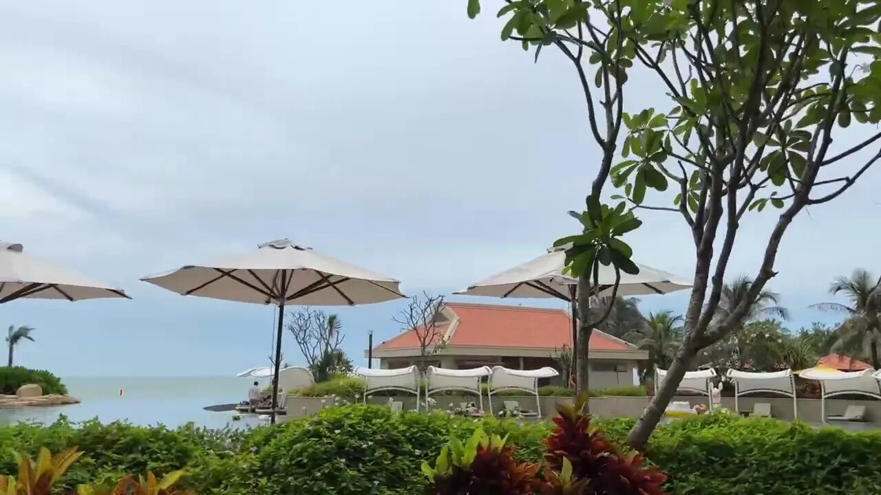 홀리데이인 리조트 카바나룸 호트램 호짬비치 holiday inn resort Ho Tram beach