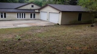 4720 Yawger Road, Battle Creek, MI Presented by Richard Stewart.