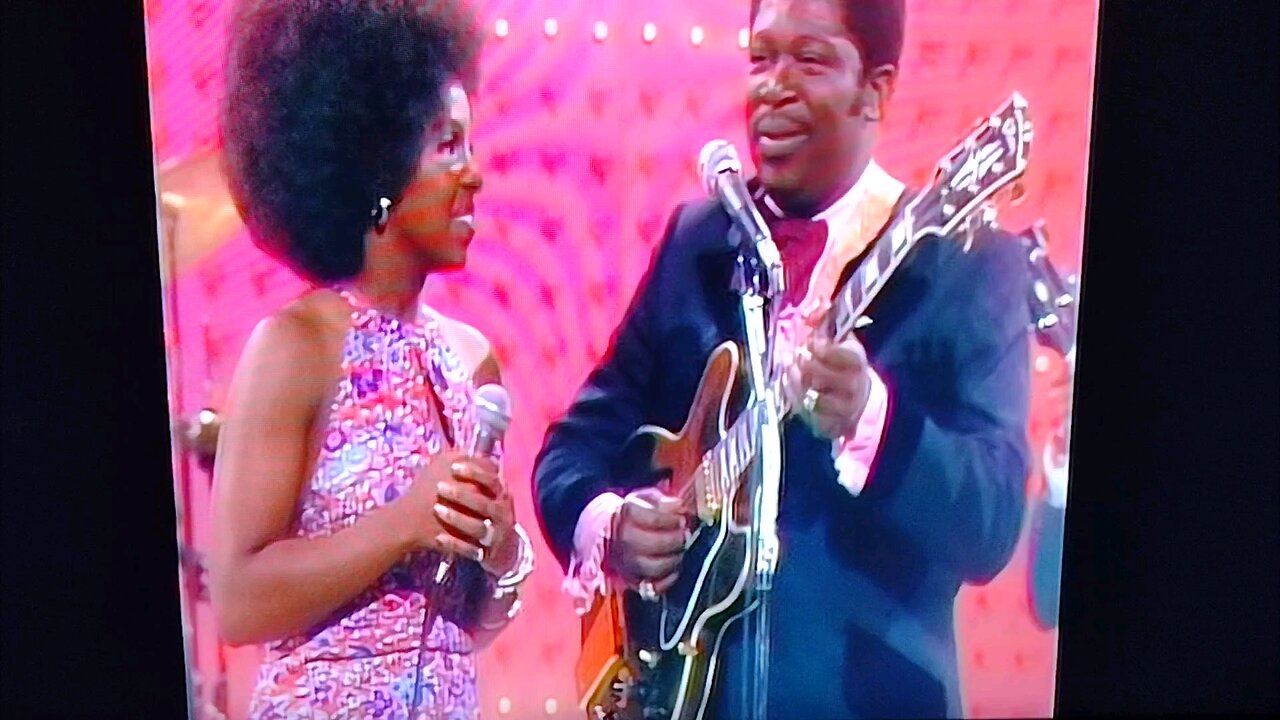 Gladys Knight & B.B. King 1973 The Thrill Is Gone Live