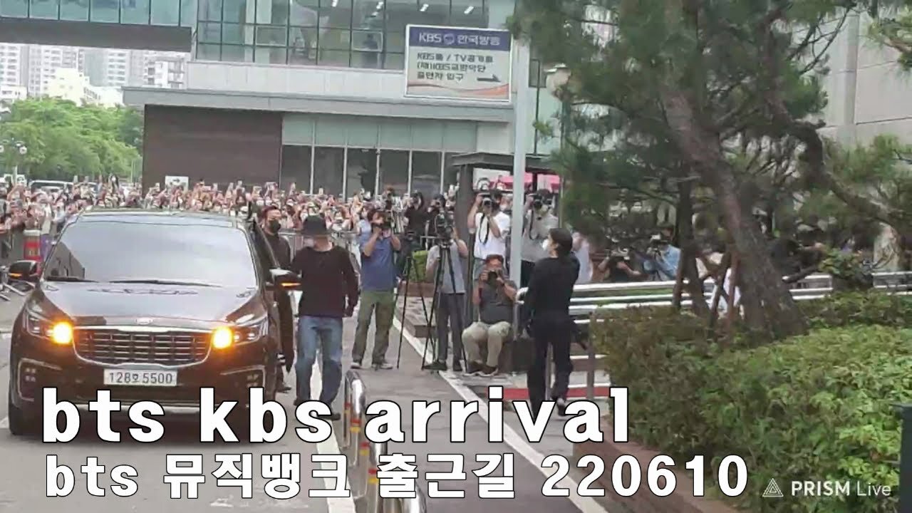 bts labs waive for music bank