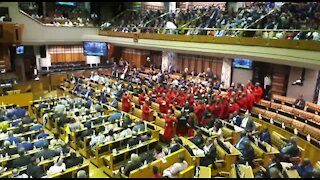 SOUTH AFRICA - Cape Town - EFF disrupts State of the Nation Address (Video) (fbD)