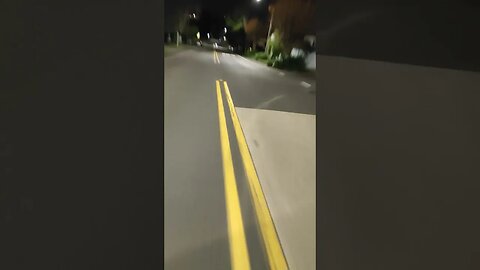 Overtaking motorscooter