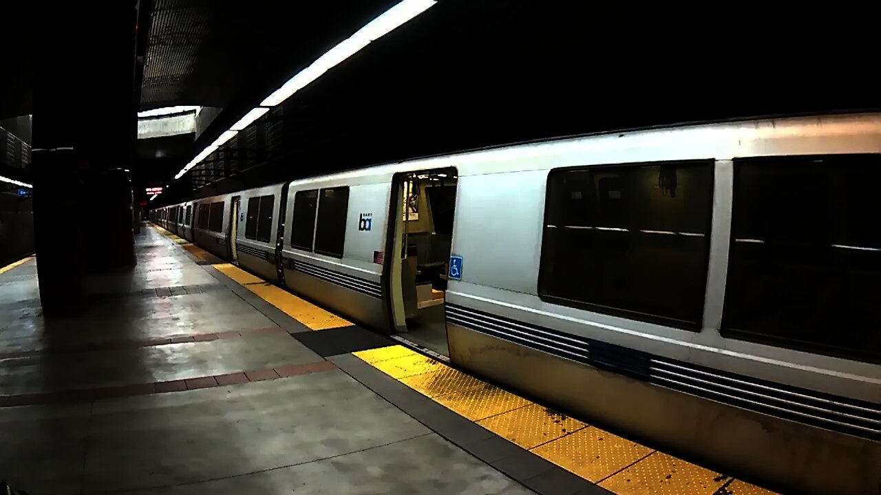 BART San Francisco Airport bound --arrival