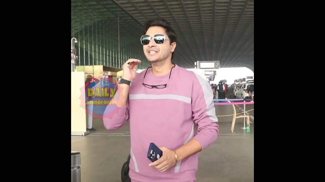 Shreyas Talpade Fly From Mumbai Spotted At Airport