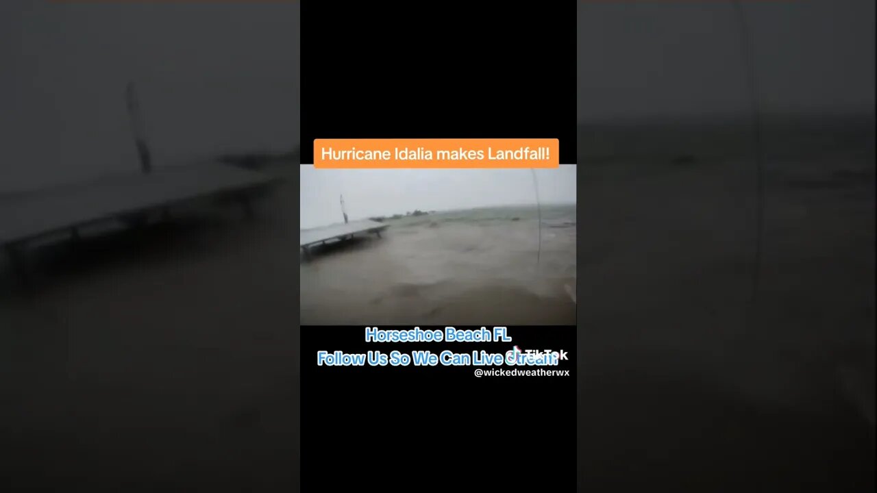 this was from this morning we had high winds flooding and few tornadoes warnings đđĒī¸đŠī¸âĄ