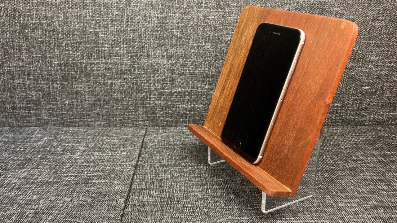 I made a fancy phone holder