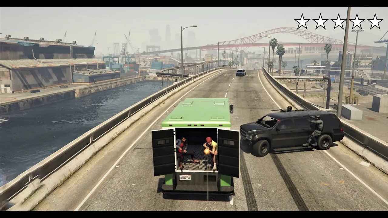 GTA 5 - Franklin, Tanisha and Tonya's Five Star Escape From The Los Santos Port