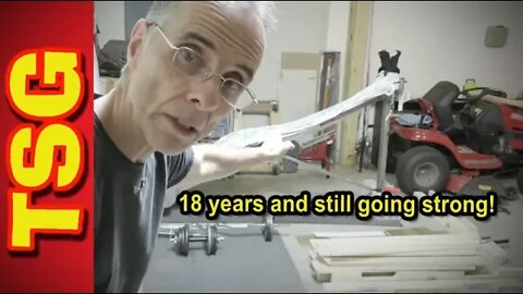 How to tear apart a pallet