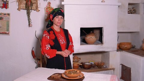 Borscht with dumplings and strawberries