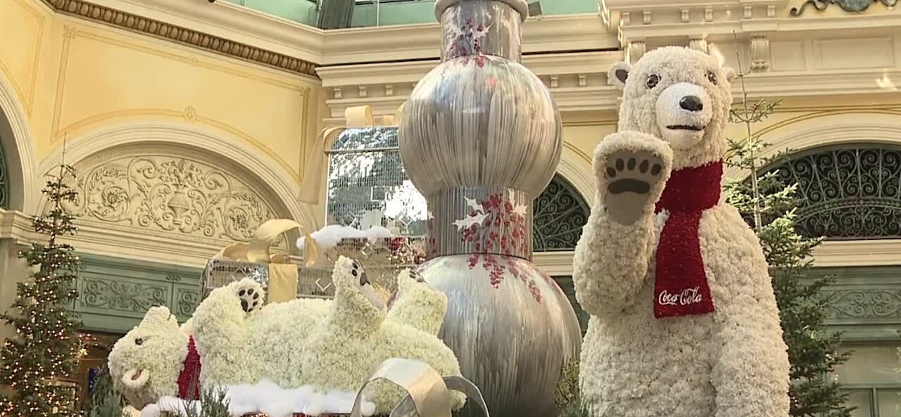 'Hopeful Holidays' on display at Bellagio