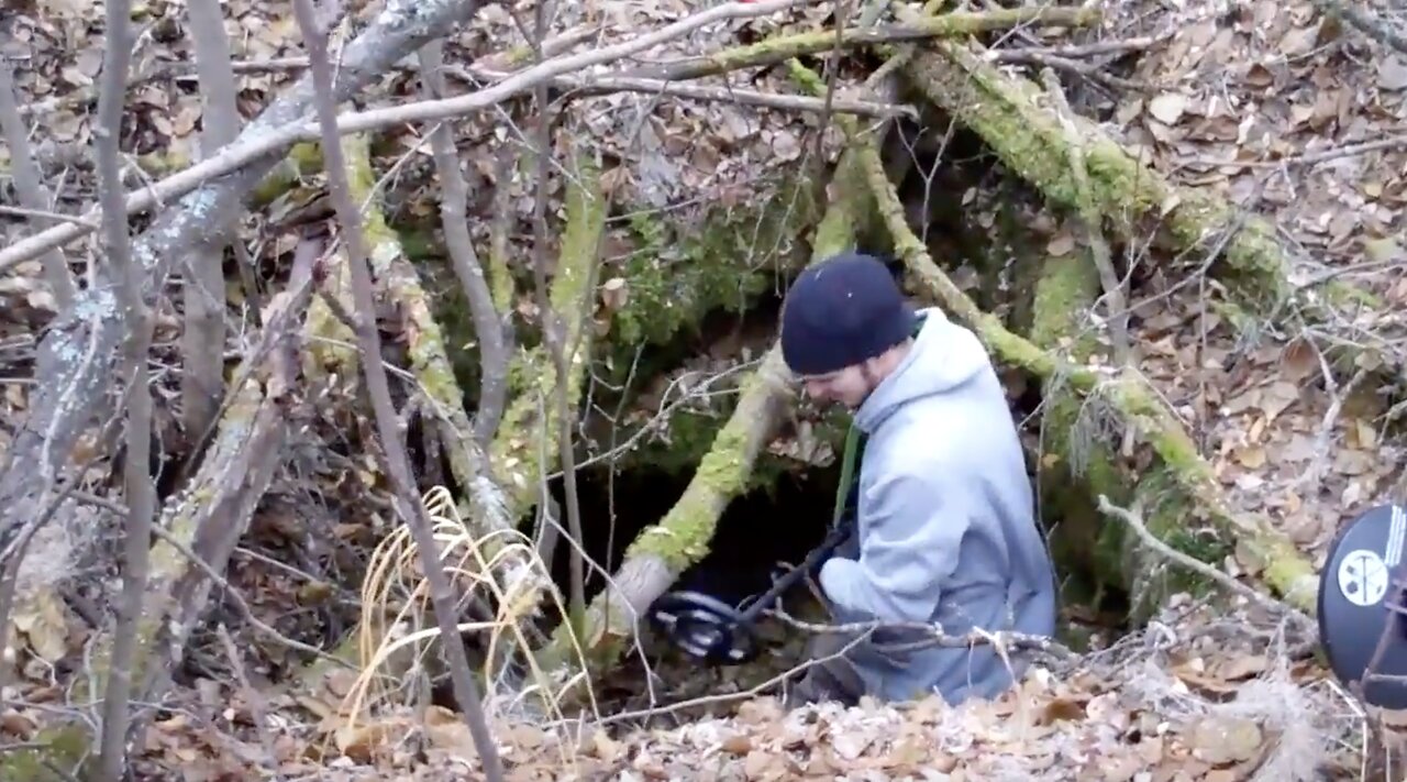 Season 2 , 130th hunt of 2012 , Happy valley gold rush cabins in Alaska
