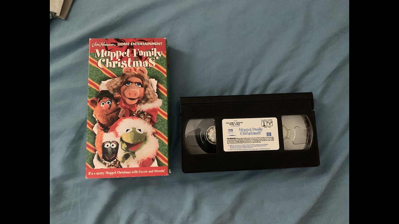 Muppet Family Christmas (1998 VHS)