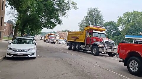 how many cars will you see travel in the bike lane