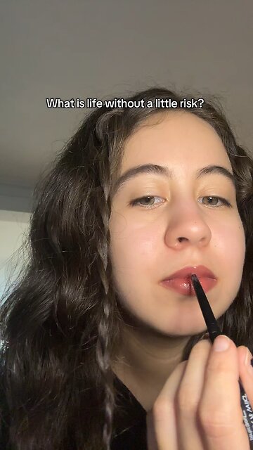 #fypシ゚viral #fypシ #wavyhair #makeup #naturalmakeup