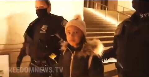 Young Girl Arrested In New York At Museum For Not Having Proof Of Vaccination