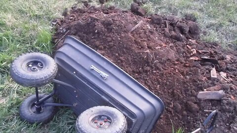 The Old Corn Crib - #4: Hey, the Dirt Has to go Somewhere!