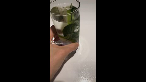 Who wants some fresh juice 🥤 🤙