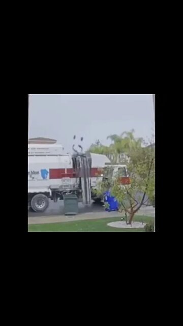 Garbage truck fail #shorts