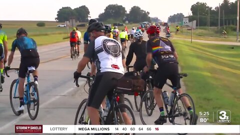 'We're such a friendly culture in the midwest': Day three of the Ragbrai Bike Ride through Iowa held Tuesday