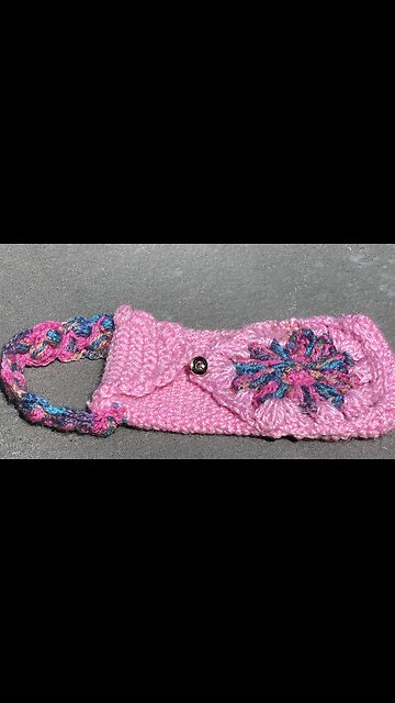 Final look of mobile cover #crochet #craft #art #crochetmobilecover