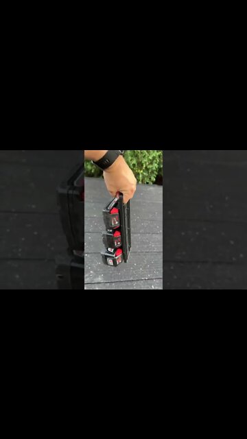 Stealthmount for Milwaukee batterie’s. #toolsinaction #construction