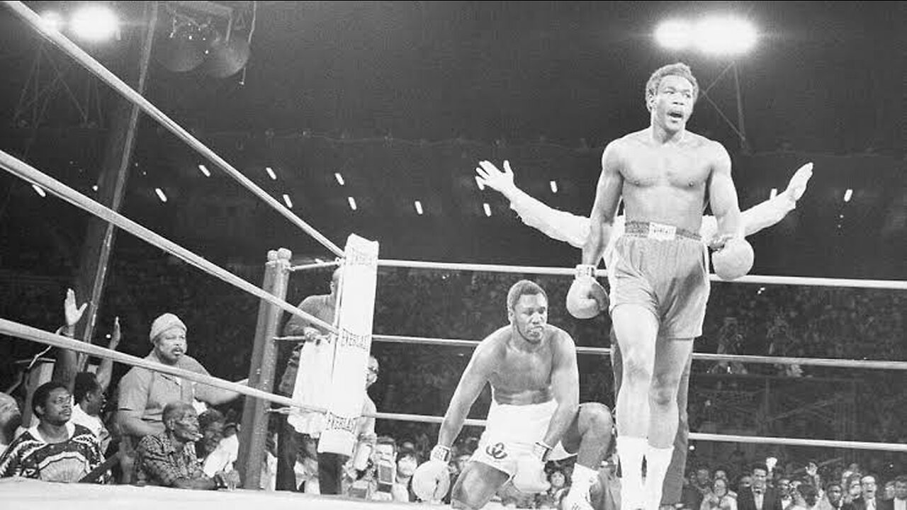 George Foreman dropped Joe Frazier 6×