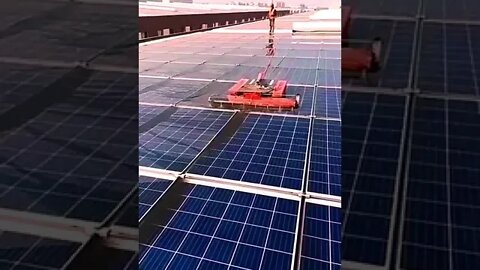 amazing sloar machine cleaning robot