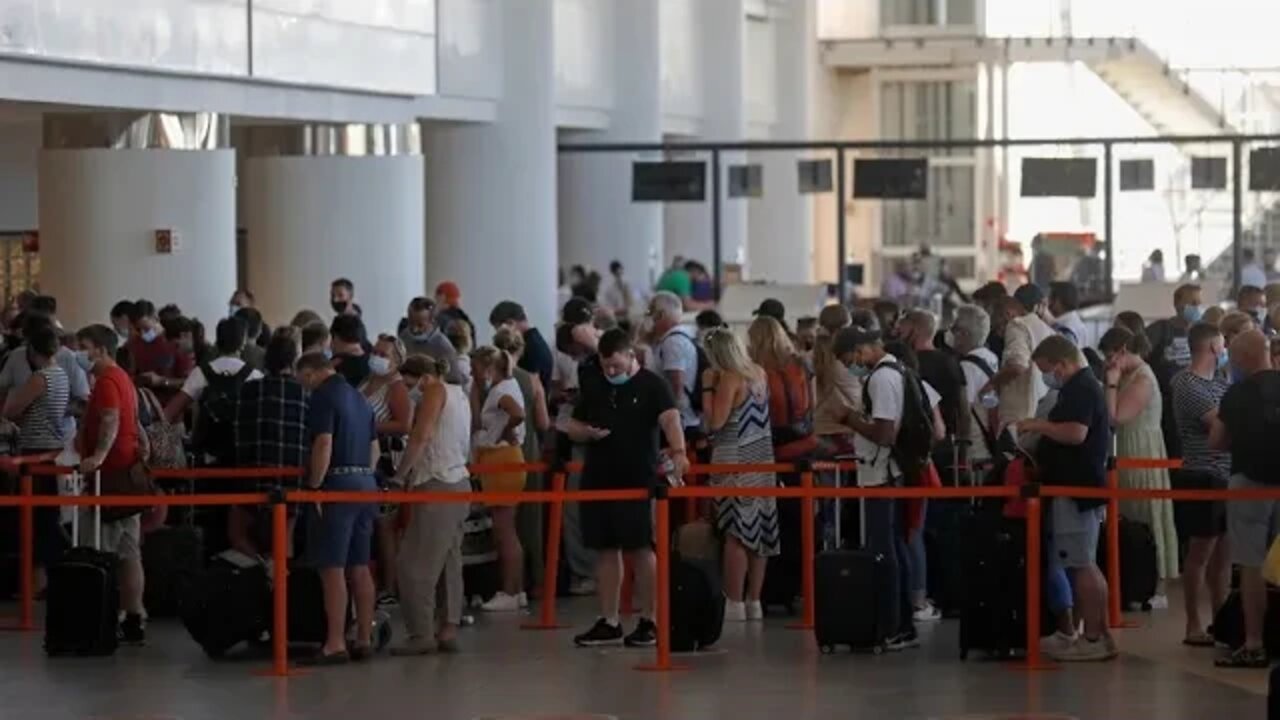 AIRPORT AND PASSPORT CHAOS!!