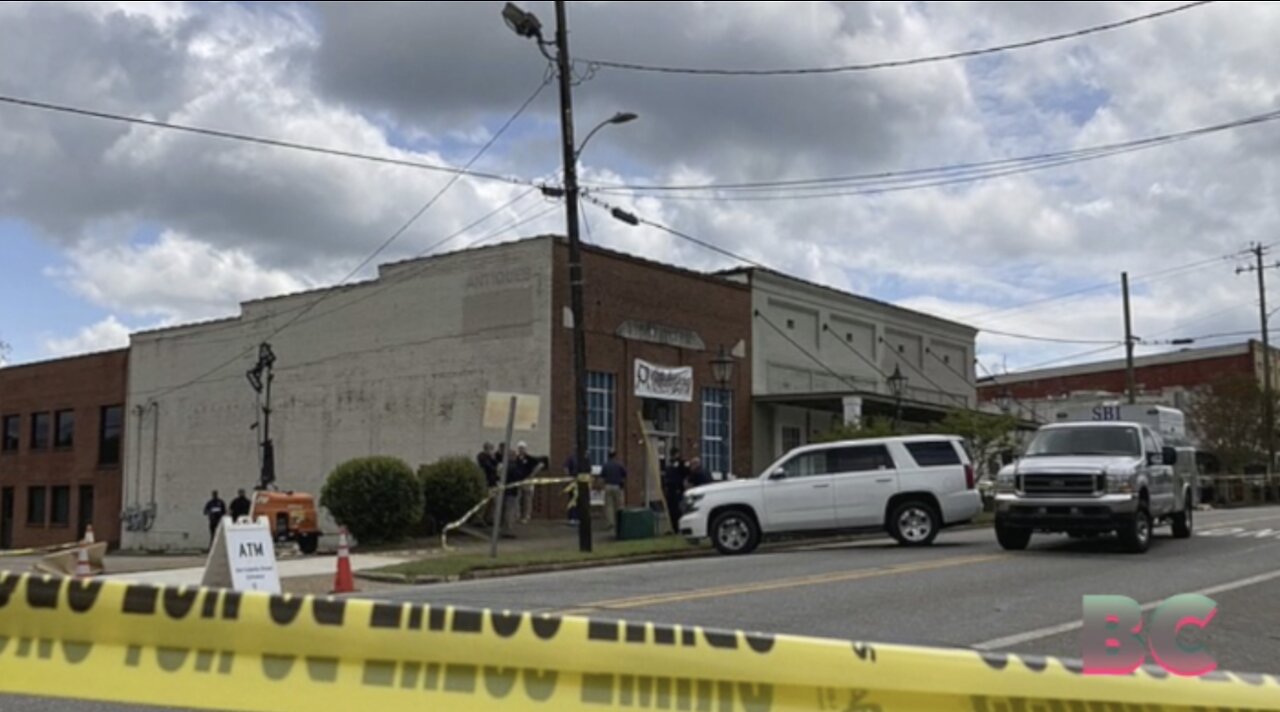 Shooting at Alabama birthday party kills 4 people, wounds 28