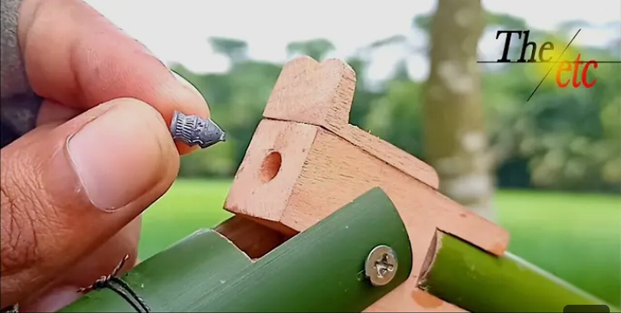 Amazing Bamboo craft idea, Mini bamboo working model slingshot