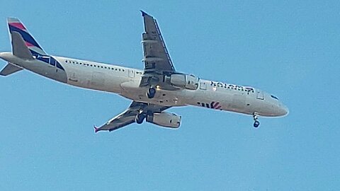 Airbus A321 PT-MXD coming from Guarulhos to Fortaleza