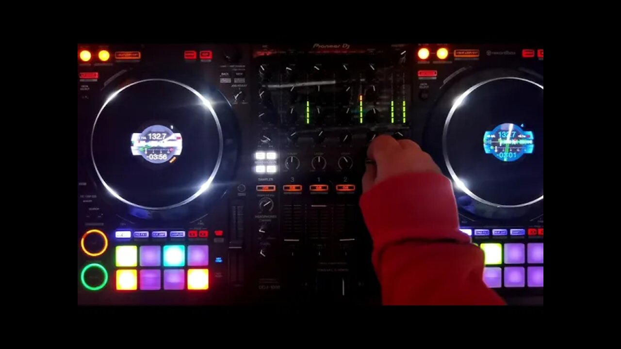 808Craig808 - mixtape #16 - 4 channels in the mix