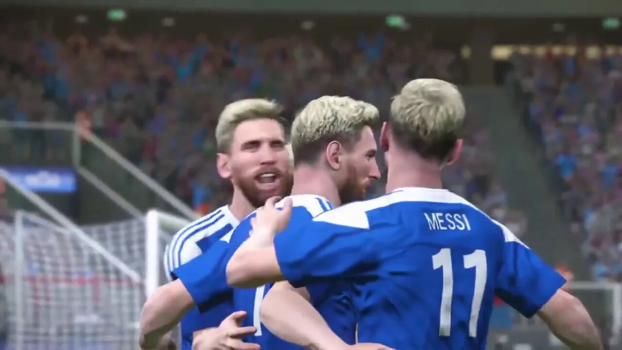 PES 2017 Team Messi Vs Team Ronaldo PS4 Gameplay HD