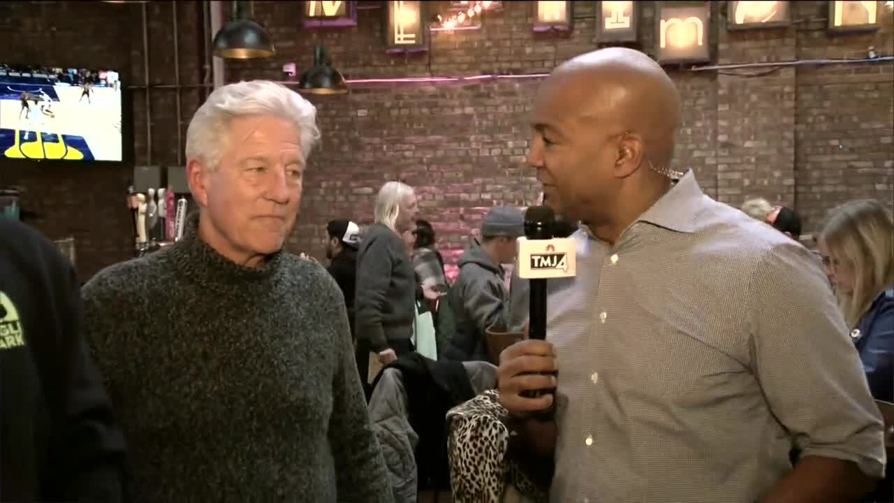 Burger competition for charity in Milwaukee