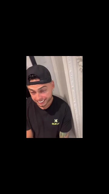 Grinning filter on mad people #shorts