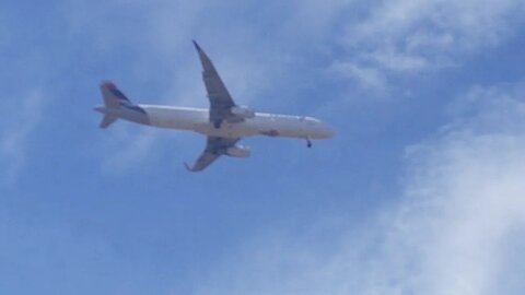 Airbus A321 PT-MXM vindo de Curitiba para Fortaleza