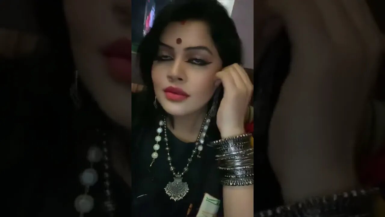 SAREE WITH OXIDISED JEWELLERY