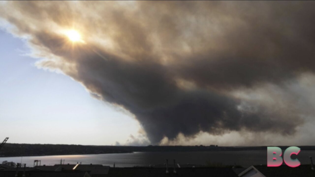 Nova Scotia wildfires grow, prompt air quality warnings as far south as Virginia