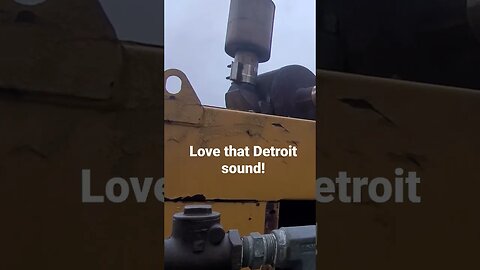 Love that Detroit diesel sound! #train #hobbyfarm