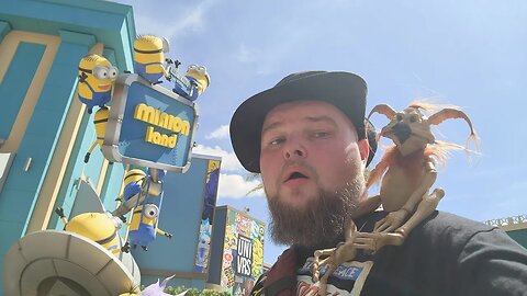 🔴 Live Universal Studios Orlando | HHN Updates | Minions Pops