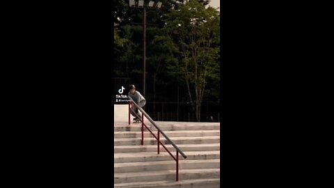 Cool skate clips.