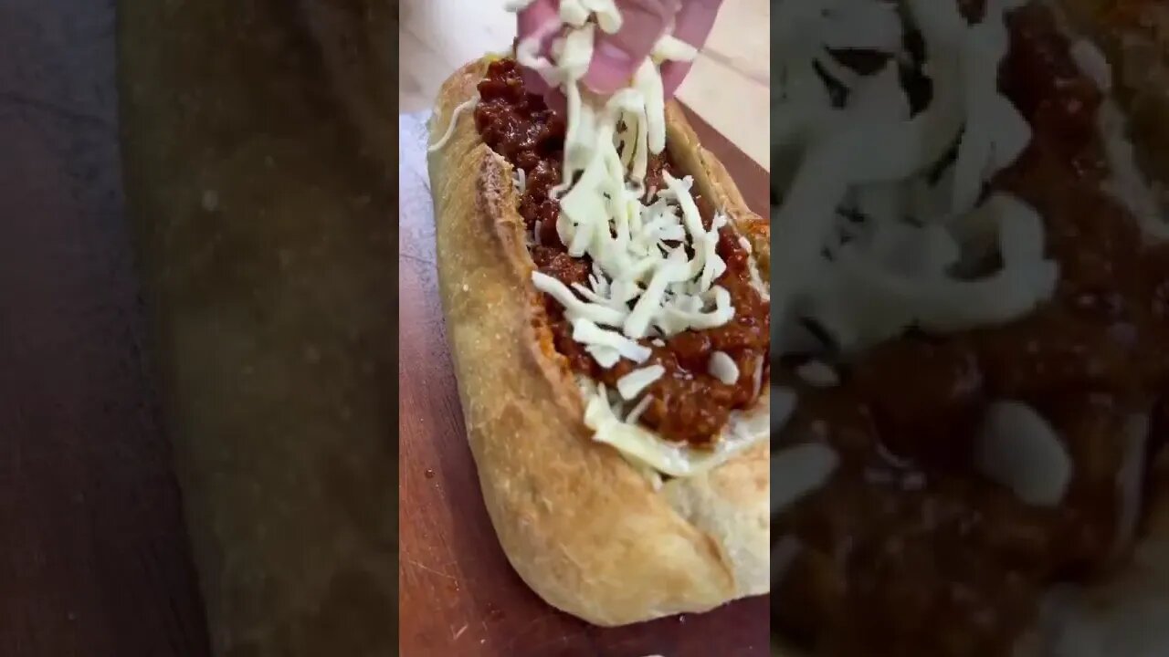 Lasagna in bread bowl 🥰💓 😍..🎦 By ©️ @cookinwithmegg (Thankyou ❤️)All rights reserved