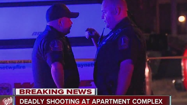Person fatally shot in car at southwest side apartment complex