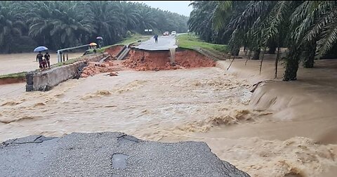 Flood Disaster Felda Selancar, Rompin, Pahang, Malaysia