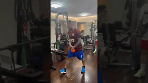 SÓ NOS PREPARATIVOS PARA ESTREAR