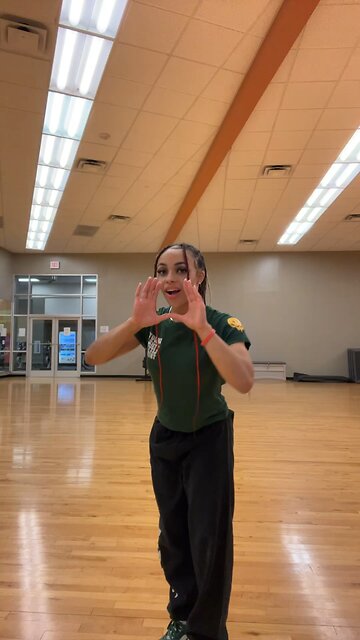 Blooper🤭should I post the real thing?💫