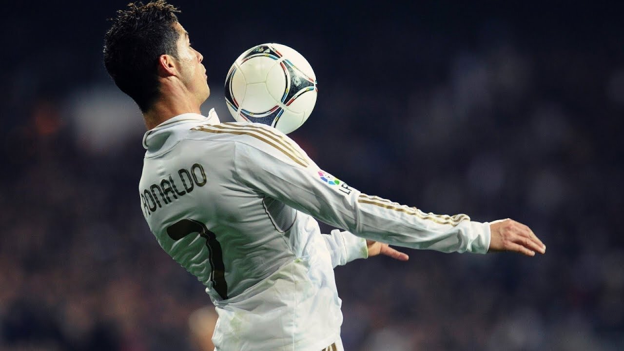 Cristiano Ronaldo | The Master Of Skills HD