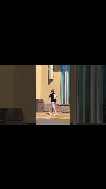 Walking around with a lizard on his shoulder