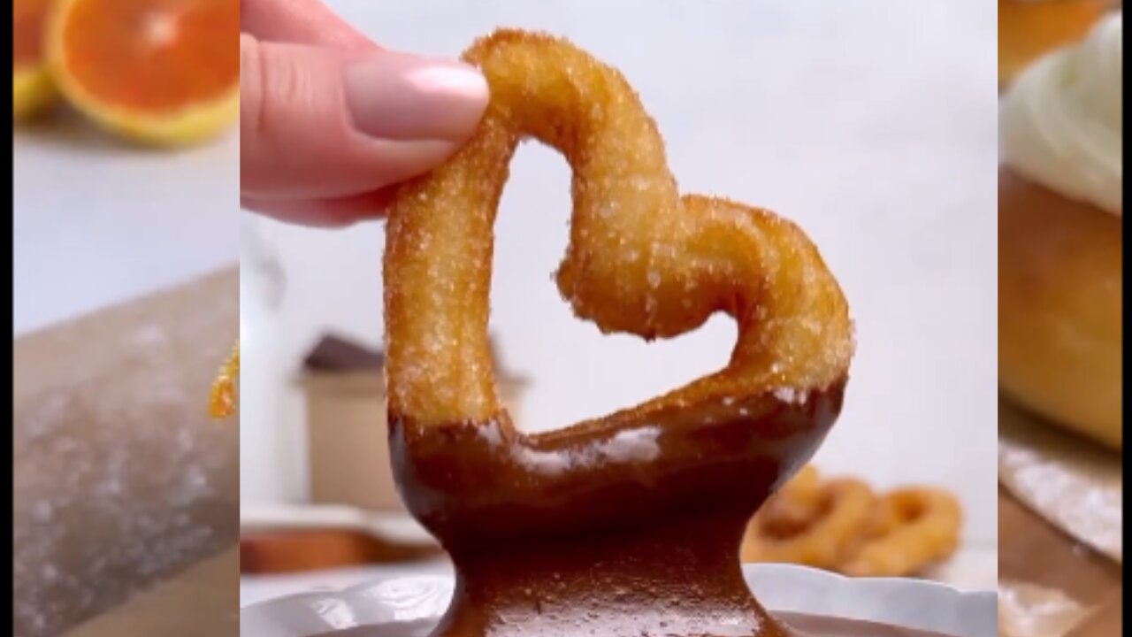 Mini Love Heart Churros 🤎⁣⁣⁣