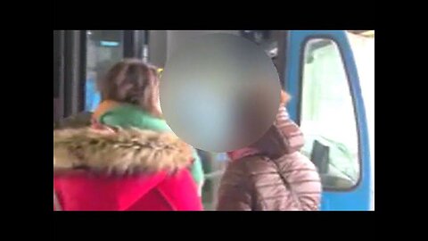 All passengers kicked off Montreal city bus after argument